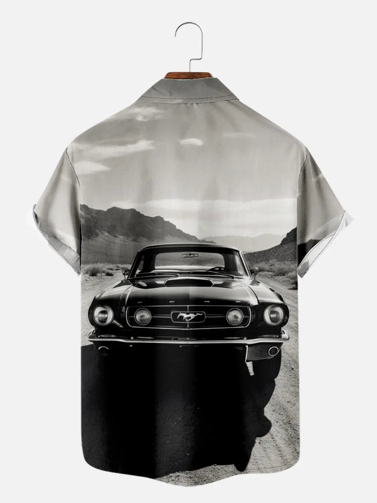 Men's Black and White Mustang in the Desert Short Sleeve Shirt, mens short sleeve shirts?¡§o?big and tall mens shirts?¡§o?short sleeve shirts for men?¡§o?mens 4xl shirts?¡§o?casual short sleeve shirts
