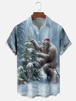 Men's Big Foot Decorates a Christmas Tree Short Sleeve Shirt, mens short sleeve shirts???¡§?o?big and tall mens shirts???¡§?o?short sleeve shirts for men???¡§?o?mens 4xl shirts???¡§?o?casual short sleeve shirts