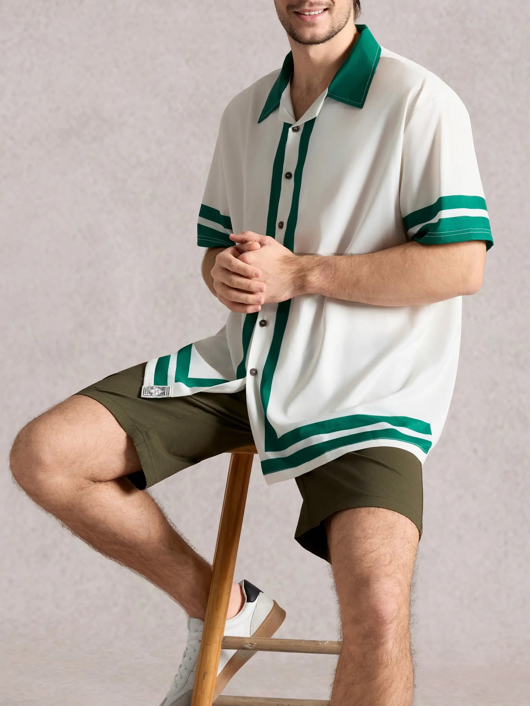 Men's 60s Contrast-Trim Bowling Style Camp Collar Short Sleeve Shirt ElevenOasis